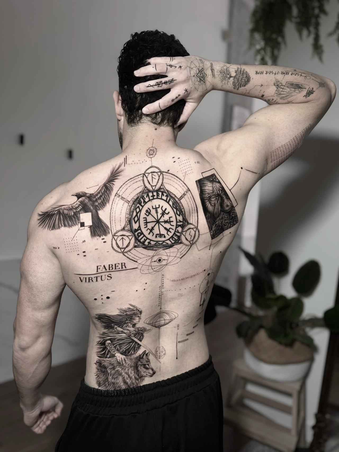 Tatuaje de autor de Guilhermo Gontijo, proyecto 4